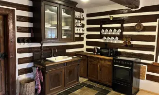 STARÁ PAKA - chalupa na samotě - foto číslo 10