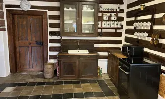 STARÁ PAKA - chalupa na samotě - foto číslo 9