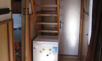 MOSTEK  *** - chata se zapuštěným bazénem - foto číslo 10