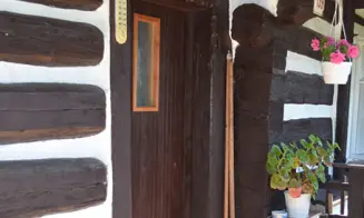 ČISTÁ  U HOREK*** - roubená chalupa - foto číslo 1