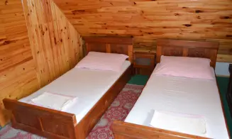 DOUBRAVA U HOŘIC *** - chata - foto číslo 10