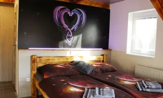 LHOTA U TRUTNOVA *** - apartmán - foto číslo 8