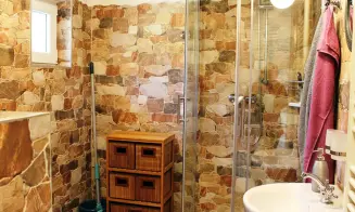 LHOTA U TRUTNOVA *** - apartmán - foto číslo 19