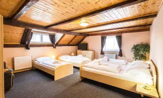 HÁJ - rekreační dům bez majitele - foto číslo 2