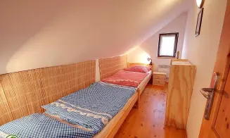 HORNÍ BLATNÁ - chata - foto číslo 1