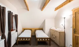 HÁJ - roubenka - foto číslo 15