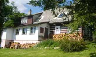 HOŘENÍ PASEKY - roubená chalupa