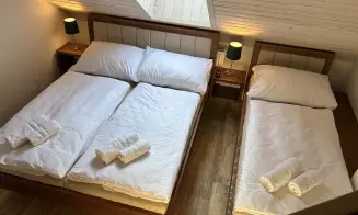 PULICE - chalupa s velkým sálem - foto číslo 23