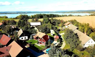 LHOTA U NAHOŘAN - roubenka - foto číslo 18