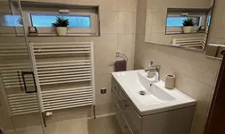 SEDLOŇOV - luxusní chalupa - foto číslo 32