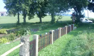 DOLNÍ HEDEČ - roubená chalupa - foto číslo 6