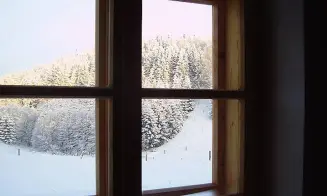 DOLNÍ HEDEČ - roubená chalupa - foto číslo 12