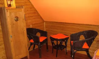 DOLNÍ HEDEČ - roubená chalupa - foto číslo 13