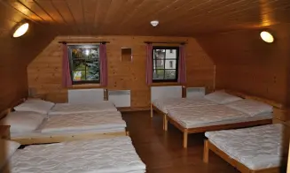 OLEŠNICE v OH - roubená chalupa - foto číslo 5