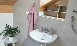 ČENKOVICE - chalupa - foto číslo 23