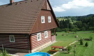 SNĚŽNÉ - nadstandardně  vybavená roubená chalupa