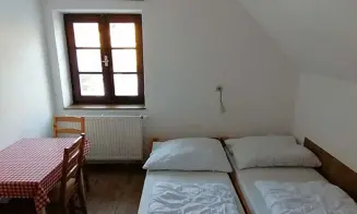 SEDLOŇOV - chalupa s bazénem - foto číslo 20