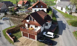 DROUHAVEČ - chalupa - hlavní obrázek