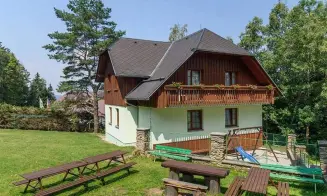 HOJSOVA STRÁŽ  - 4  apartmány