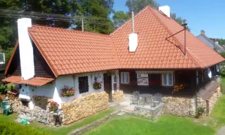 LENORA - stylová roubenka