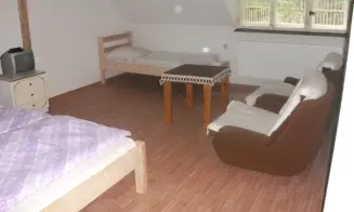 PODZUKLÍN - chalupa - foto číslo 2