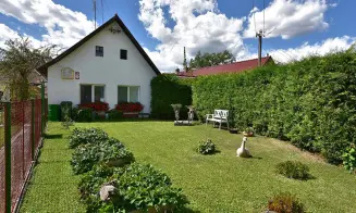 LIBOUŇ - chalupa se zapuštěným bazénem - foto číslo 26