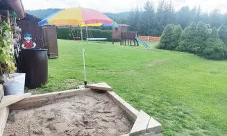 LIBOUŇ - chalupa se zapuštěným bazénem - foto číslo 15