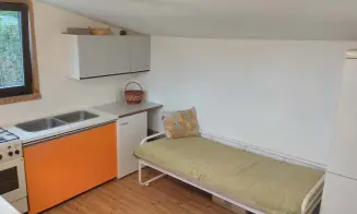 LIBOUŇ - chalupa se zapuštěným bazénem - foto číslo 32