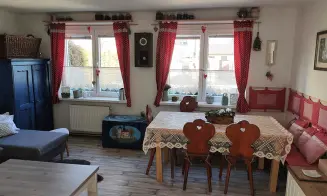 LIBOUŇ - chalupa se zapuštěným bazénem - foto číslo 6