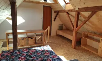 LIBOUŇ - chalupa se zapuštěným bazénem - foto číslo 3