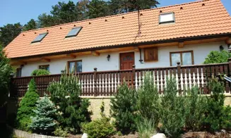 MĚŇANY - chalupa se zapuštěným bazénem - foto číslo 10