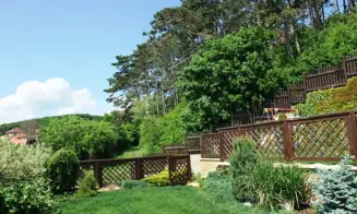 MĚŇANY - chalupa se zapuštěným bazénem - foto číslo 3