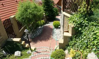 MĚŇANY - chalupa se zapuštěným bazénem - foto číslo 9