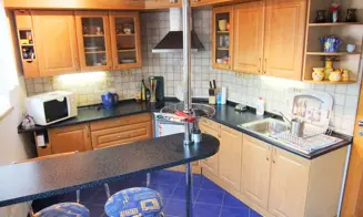 MĚŇANY - chalupa se zapuštěným bazénem - foto číslo 6