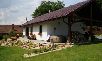 ÚŽICE - chalupa - foto číslo 24