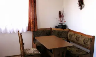 TRHOVKY - 7 chat - foto číslo 4