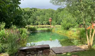 MEZIHOŘÍ - chalupa s přírodním jezírkem - foto číslo 34