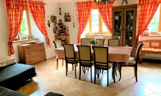 MEZIHOŘÍ - chalupa s přírodním jezírkem - foto číslo 23