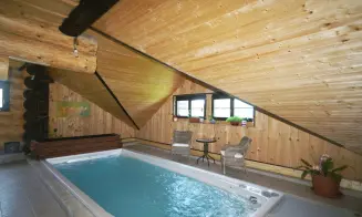 MENDRYKA - luxusní srub s vnitřním bazénem