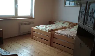 RYCHNOV - luxusní chalupa se zapuštěným bazénem - foto číslo 12