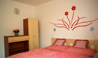 ČERNOV - chalupa - foto číslo 19