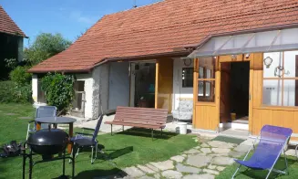 PETROVICE U TŘEBÍČE - chalupa