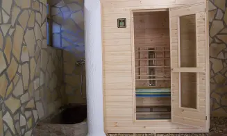 CHRÁSTOV - chalupa s vnitřním bazénem - foto číslo 5