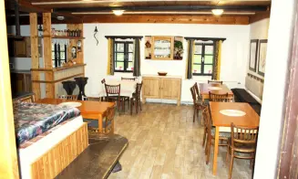 PŘEDHRADÍ - chalupa - foto číslo 18