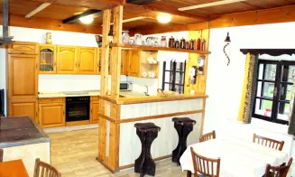 PŘEDHRADÍ - chalupa - foto číslo 16