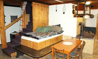 PŘEDHRADÍ - chalupa - foto číslo 2