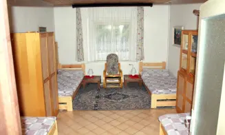 PŘEDHRADÍ - chalupa - foto číslo 8