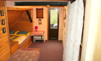 PŘEDHRADÍ - chalupa - foto číslo 22