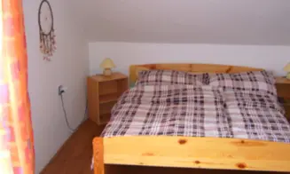 BŘEZÍ NAD OSLAVOU - chata - foto číslo 7