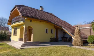 DOLNÍ LIBOCHOVÁ - rekreační dům